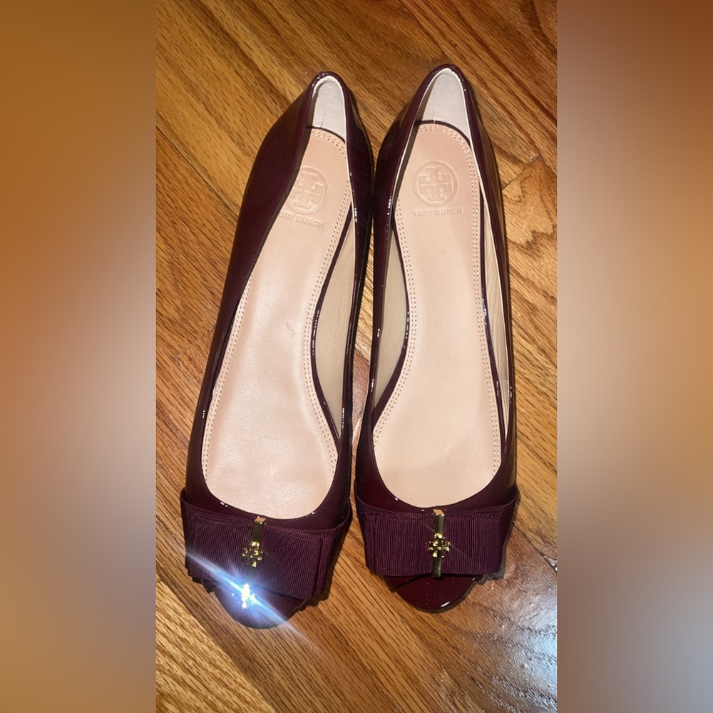 Tory Burch Women's Burgundy Flats